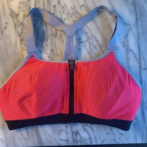 VS Sports Bra